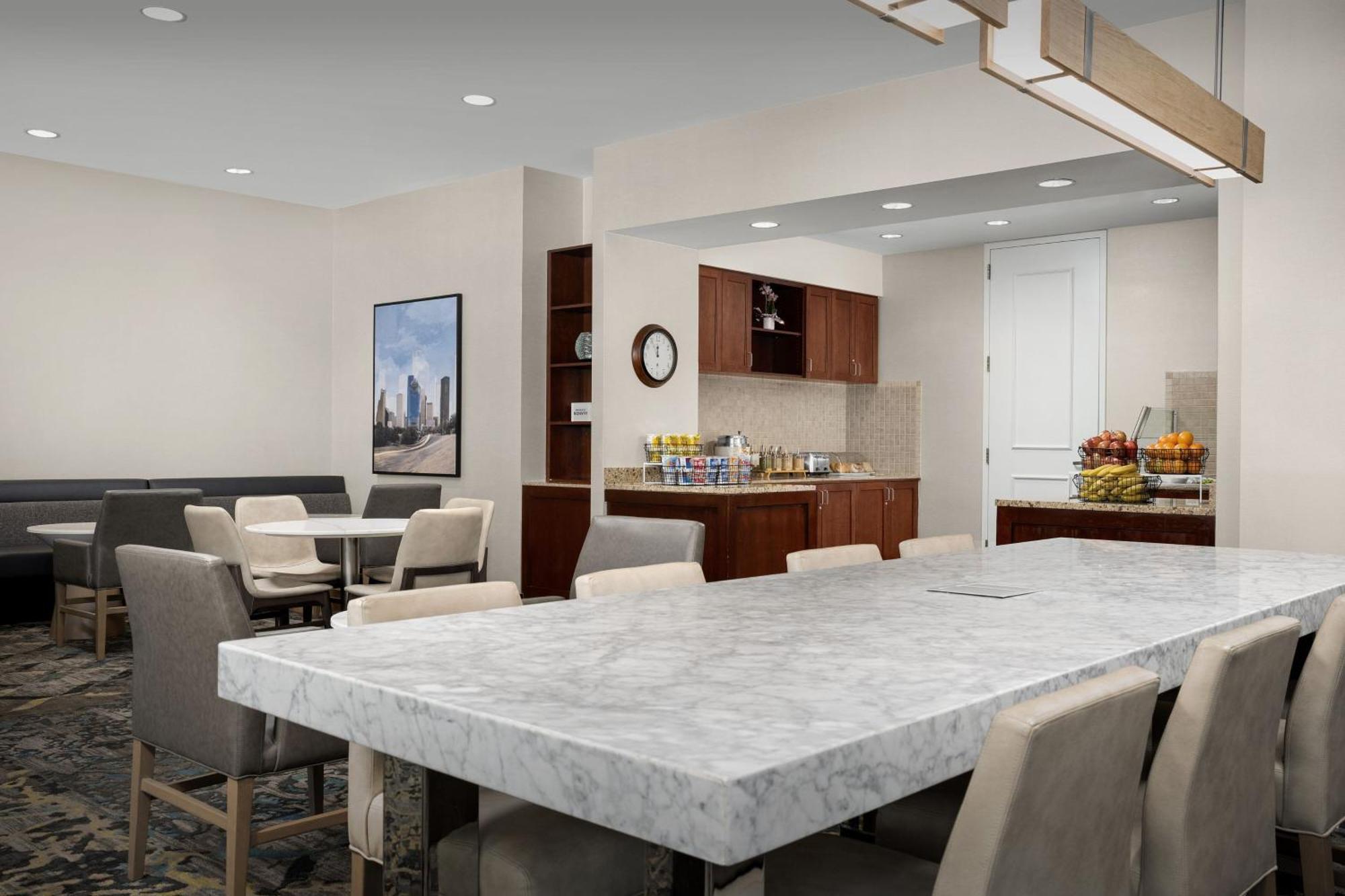 Residence Inn Houston West Energy Corridor Ngoại thất bức ảnh